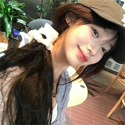 超人和露易斯第二季海报